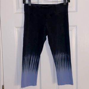 Calvin Klein Cropped Performance Leggings